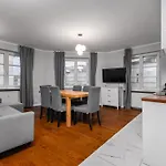 דירה Nowy Swiat 29 By Homeprime ורשה