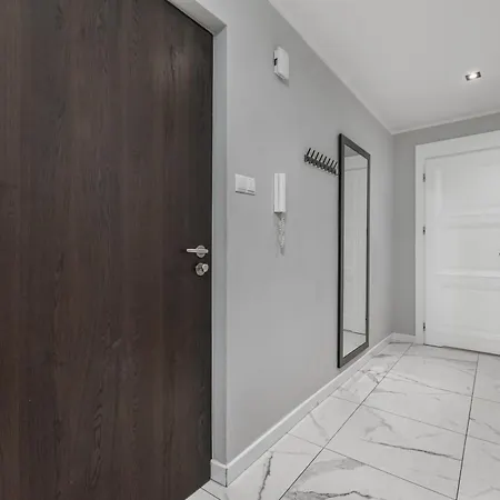 Nowy Swiat 29 By Homeprime * Varşova
