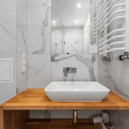 Nowy Swiat 29 By Homeprime * Varsavia