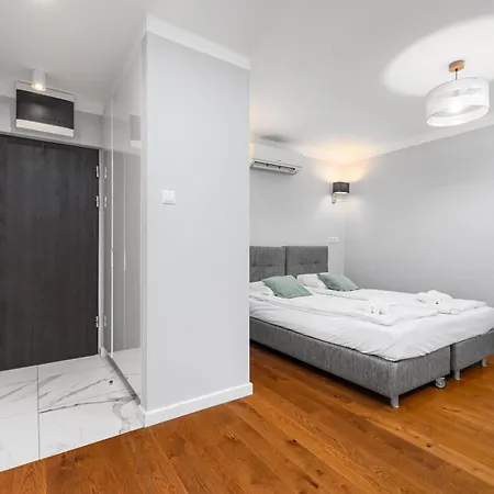 Nowy Swiat 29 By Homeprime Lägenhet