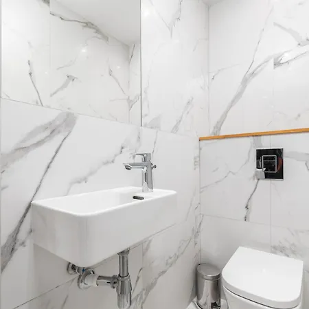 דירה Nowy Swiat 29 By Homeprime ורשה