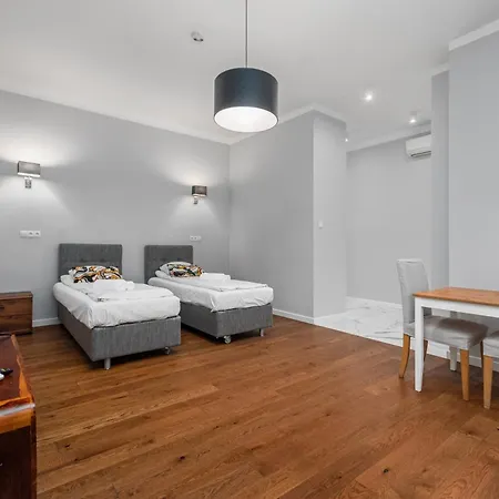 Nowy Swiat 29 By Homeprime * ורשה